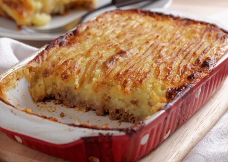 As it's easy to make and tastes delicious you may have wondered whether you can freeze cottage pie to have as a handy readymade dinner.